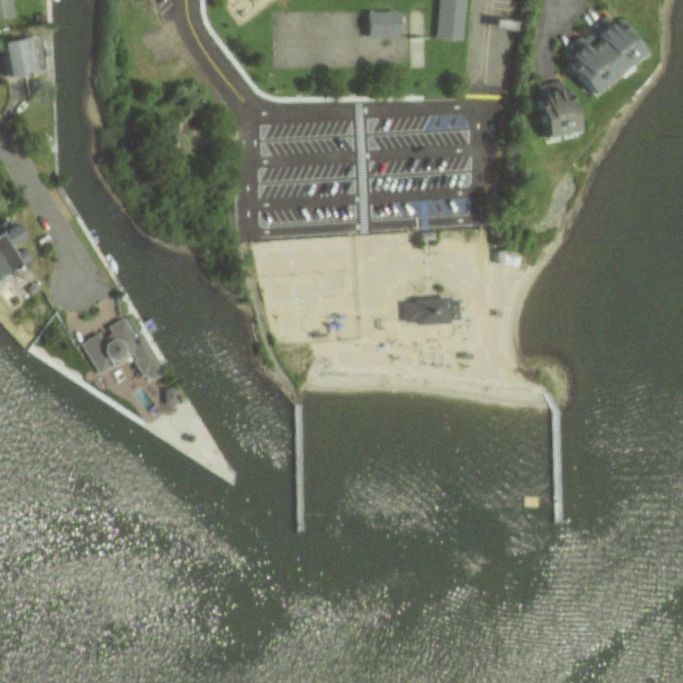 Aerial map of Amityville Beach