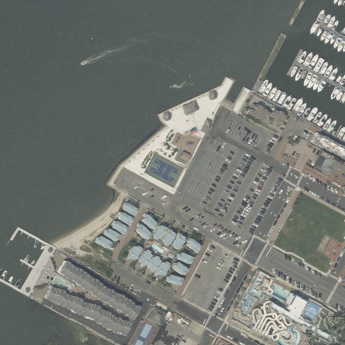 Aerial map of Bay Beach And Swings