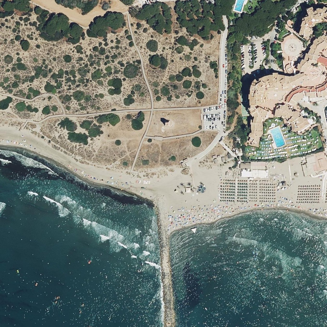 Aerial map of Cabopino Beach