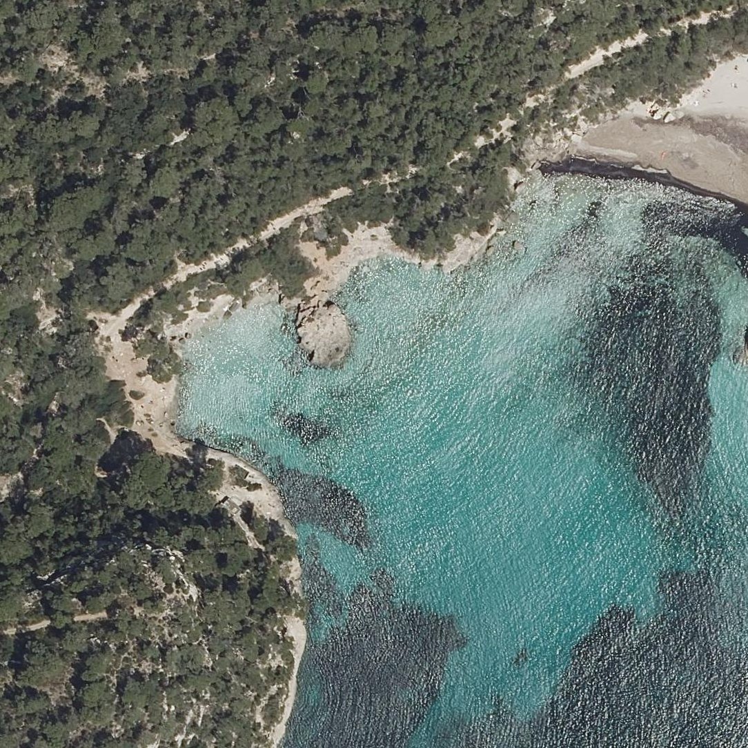 Aerial map of Cala Mitjaneta