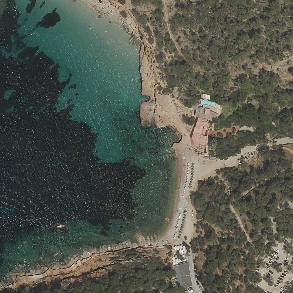 Aerial map of Cala Salada