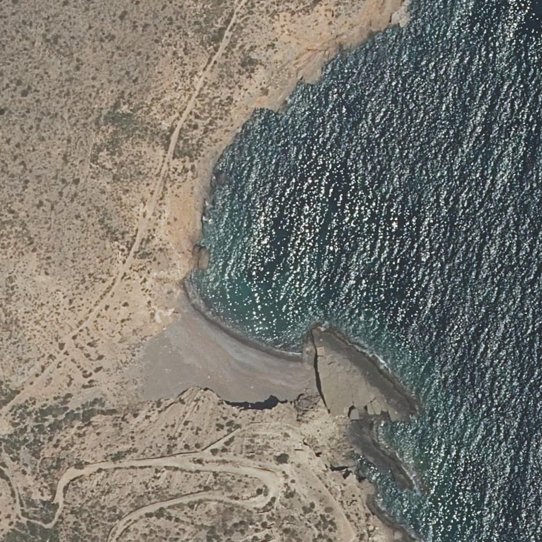 Aerial map of Cala Salitrona