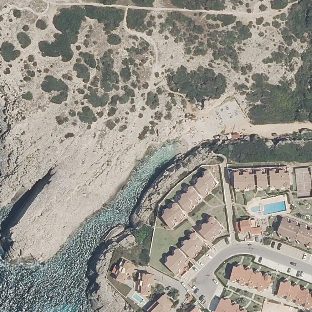 Aerial map of Cales Piques Beach