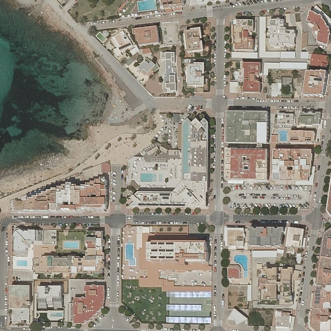 Aerial map of Caló des Moro