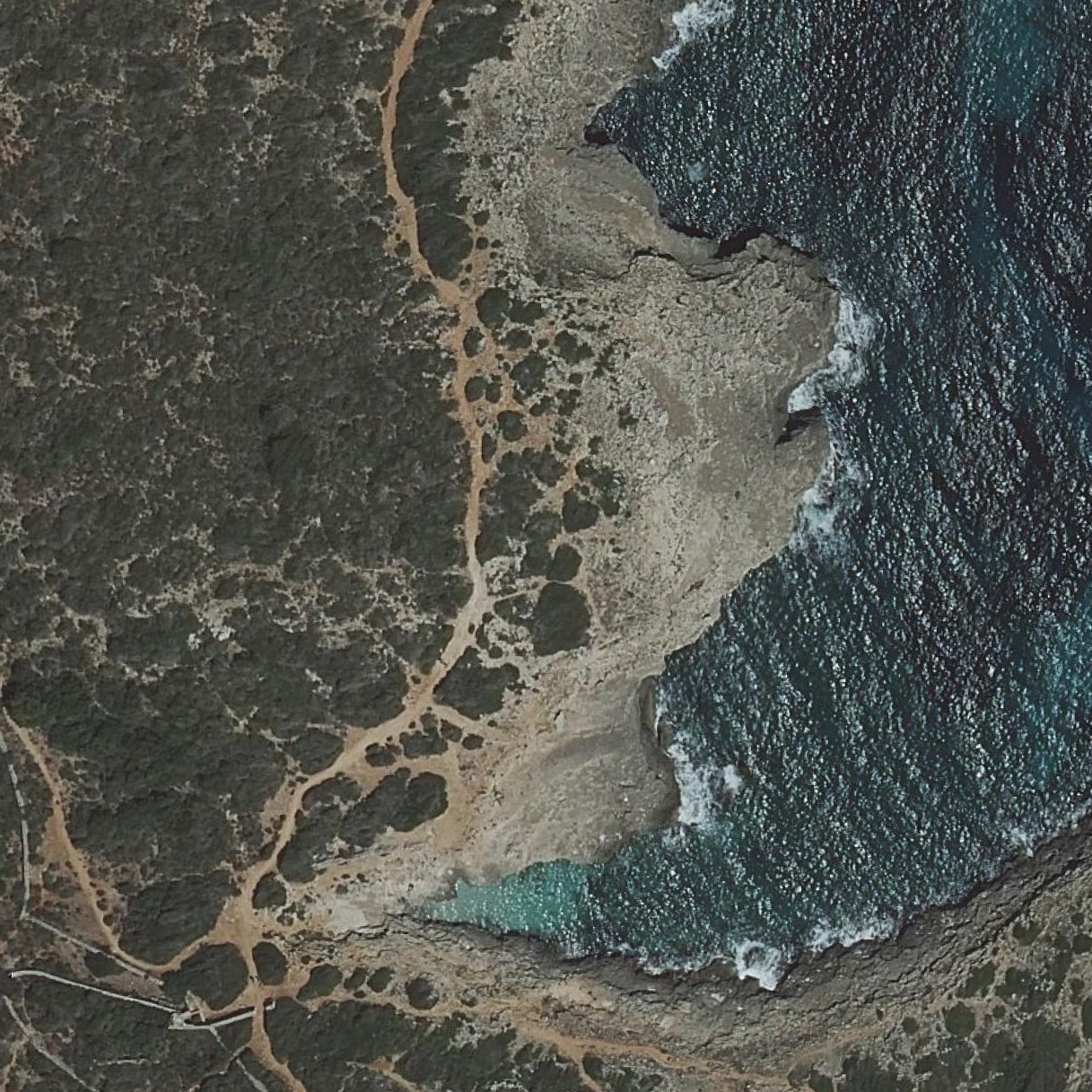 Aerial map of Caló Roig