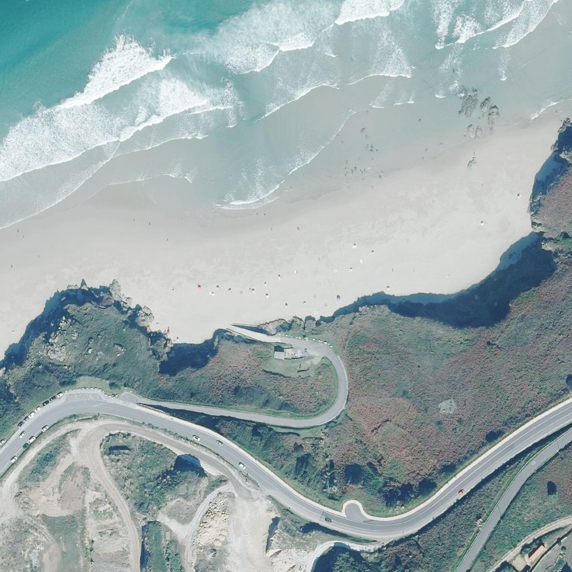 Aerial map of Combonzas Beach