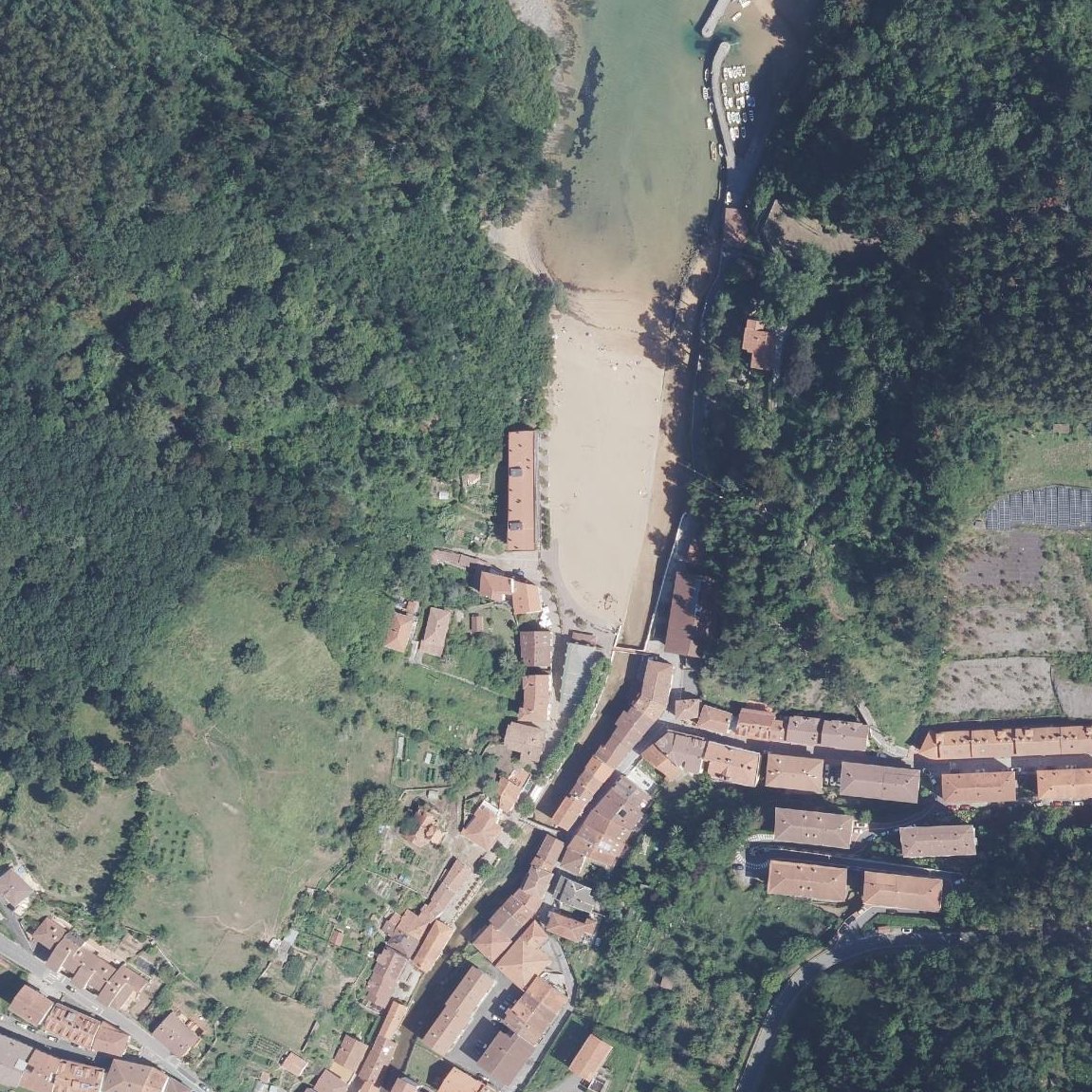 Aerial map of Ea Beach