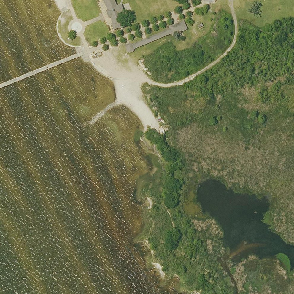 Aerial map of Fontainebleau Beach