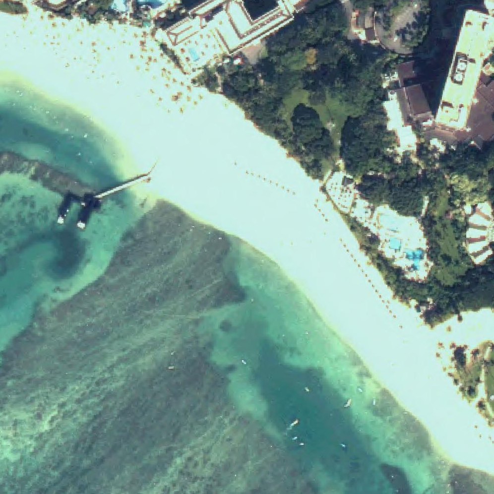 Aerial map of Fort DeRussy Beach
