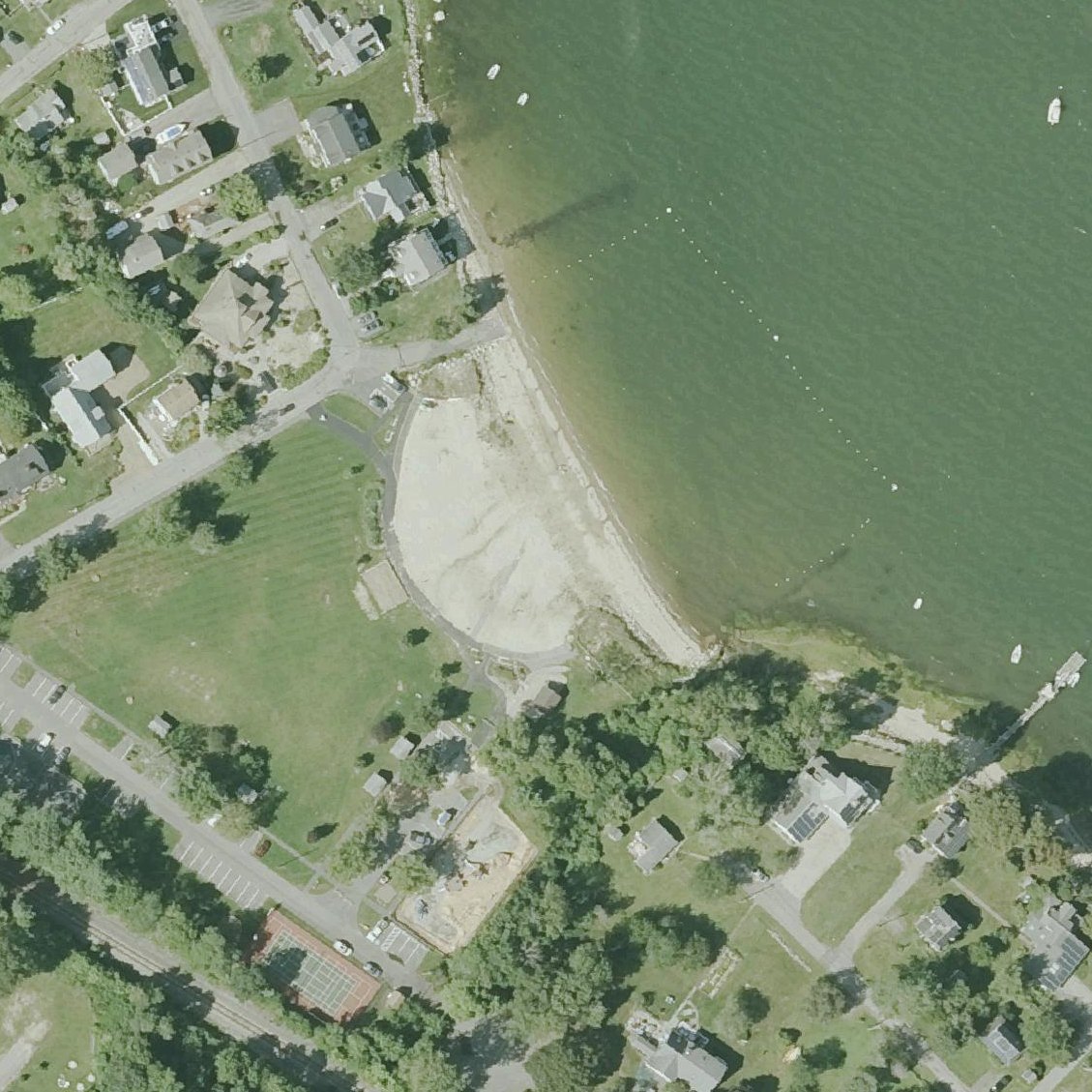 Aerial map of Grays Beach Park