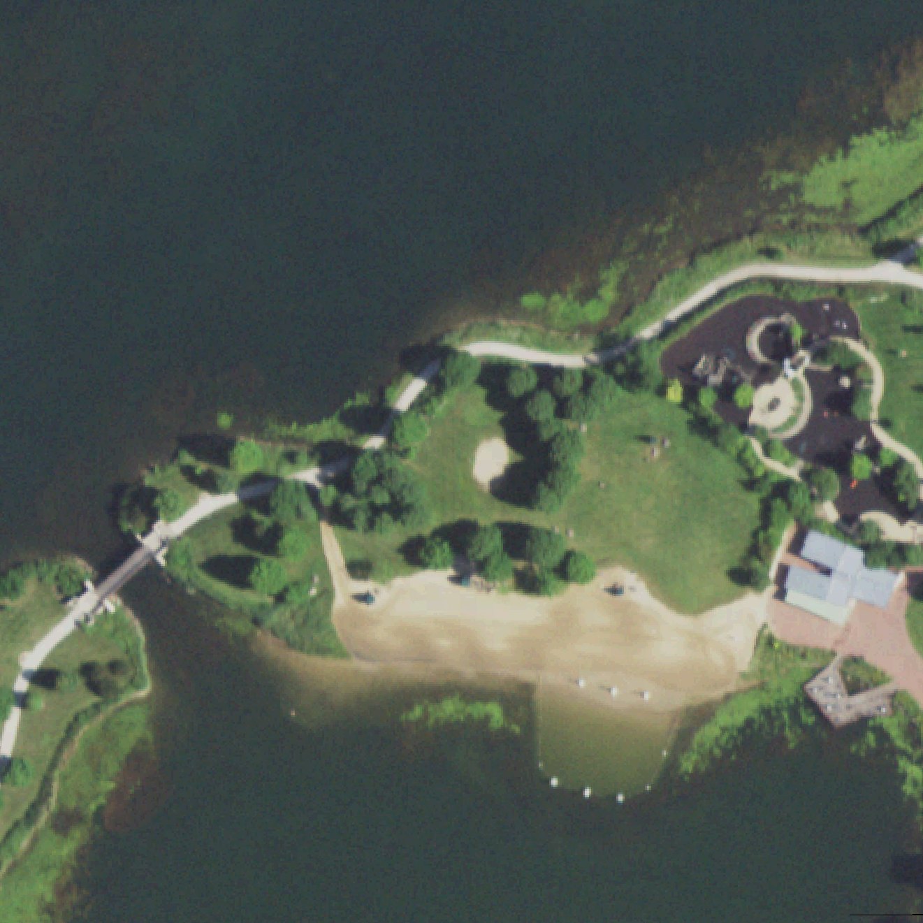 Aerial map of Independence Grove Beach