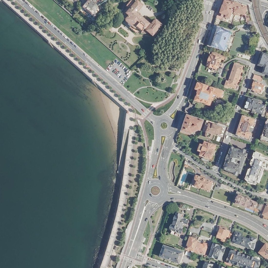 Aerial map of La Bola hondartza