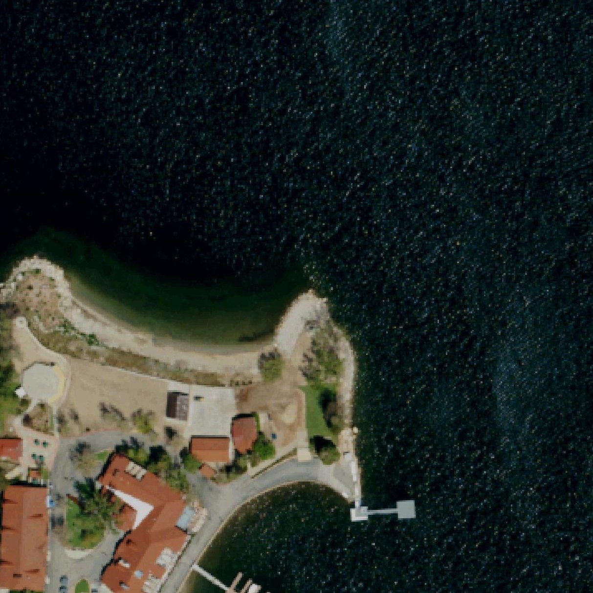 Aerial map of Lake Arrowhead Village Beach