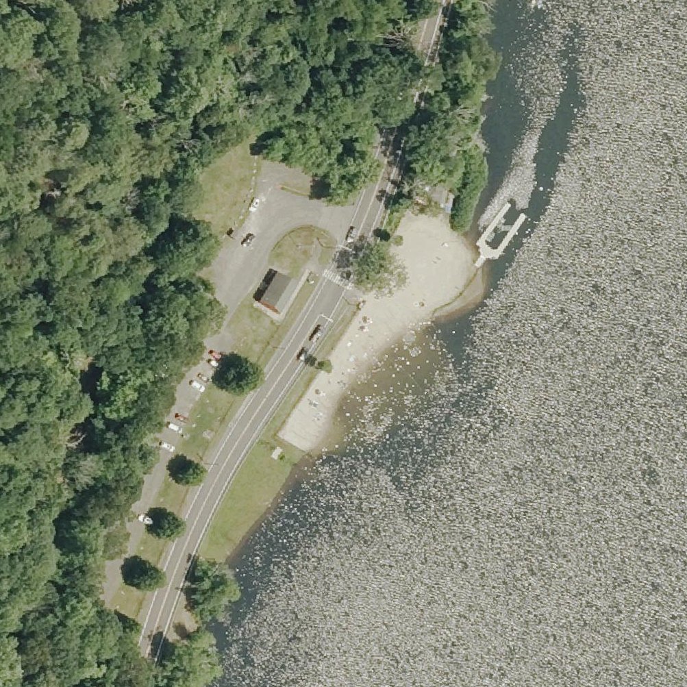 Aerial map of Lake Quonnipaug Beach
