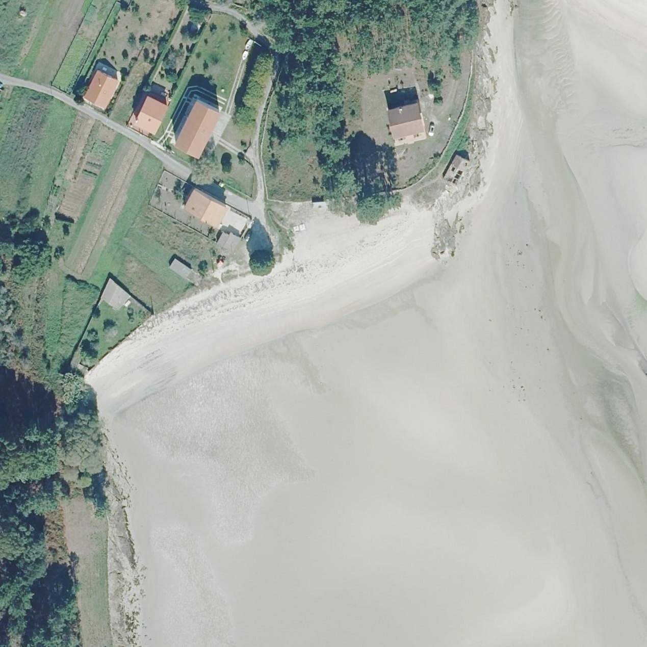 Aerial map of Liñares Beach