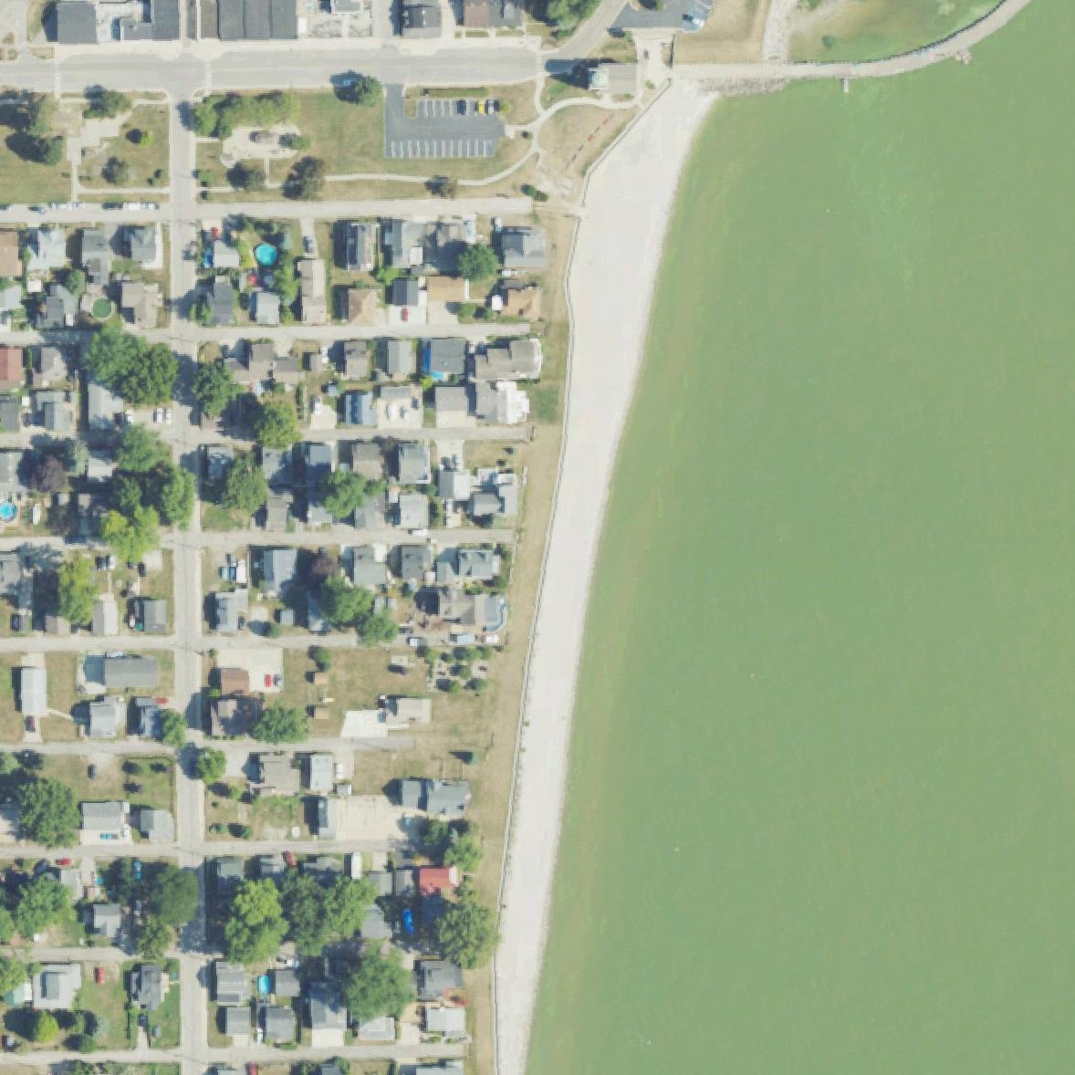 Aerial map of Luna Pier Public Beach