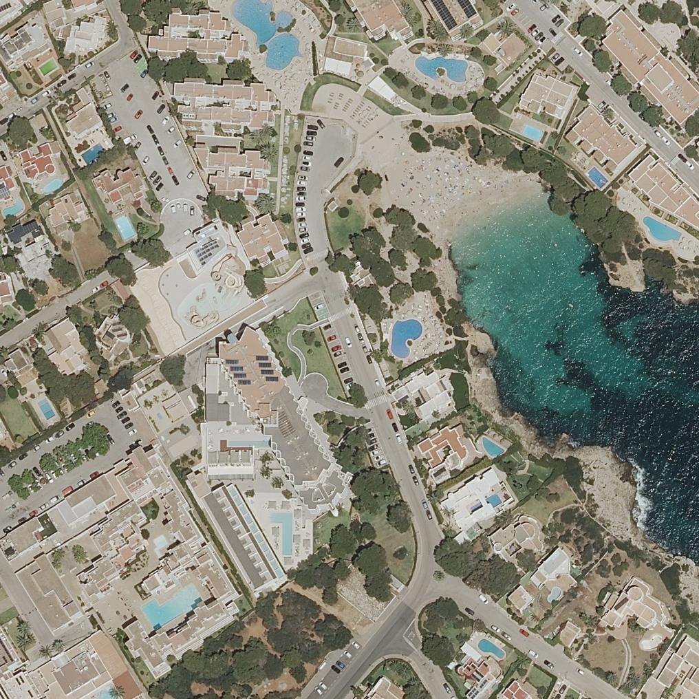 Aerial map of Кала-Есмеральда