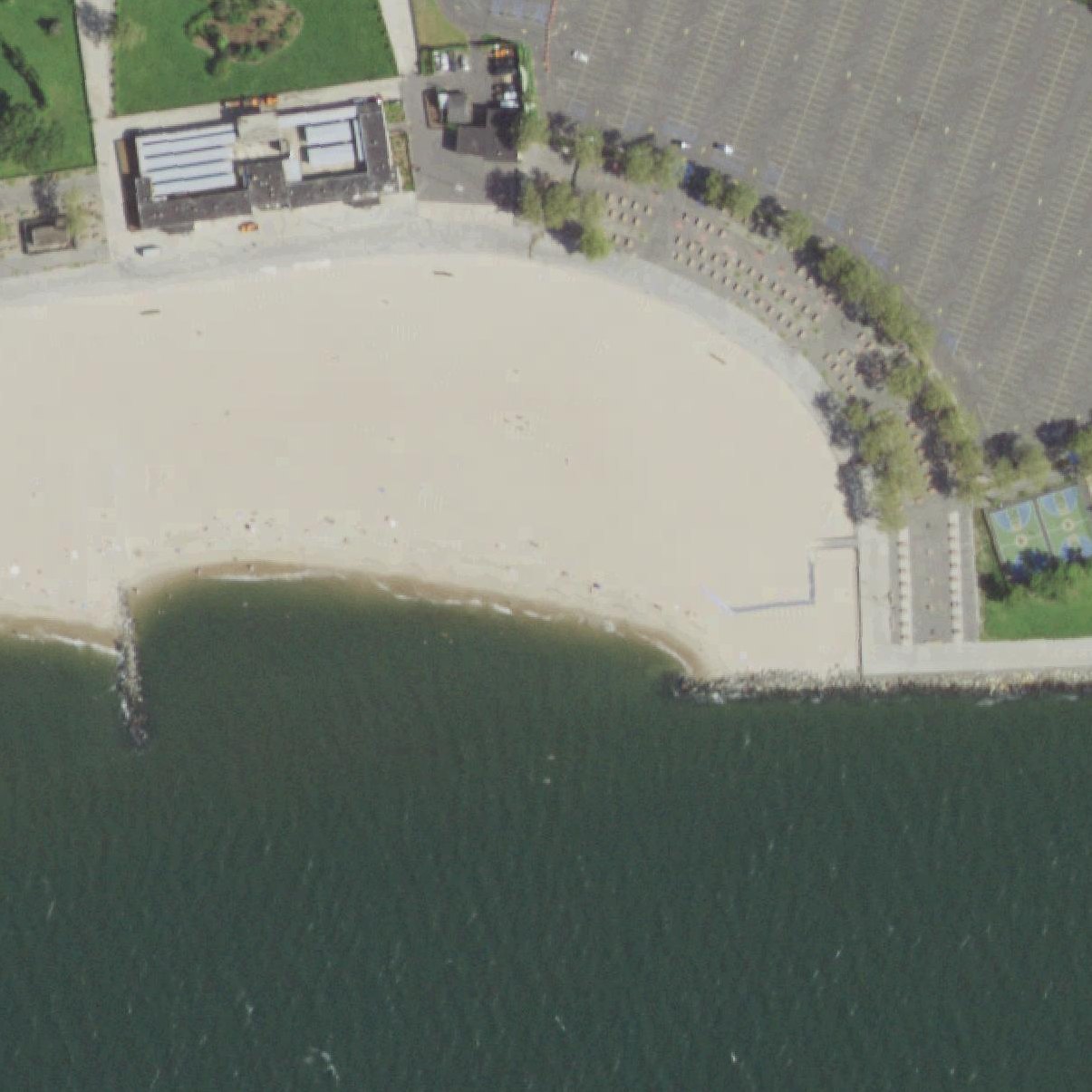 Aerial map of Manhattan Beach Park