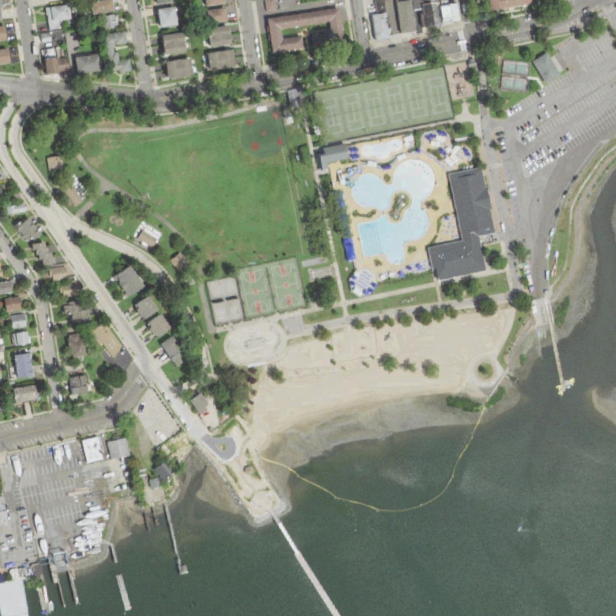 Aerial map of Manorhaven Beach Park & Pool