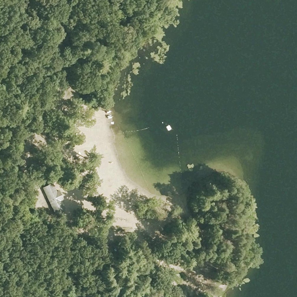 Aerial map of Mirror Lake Beach