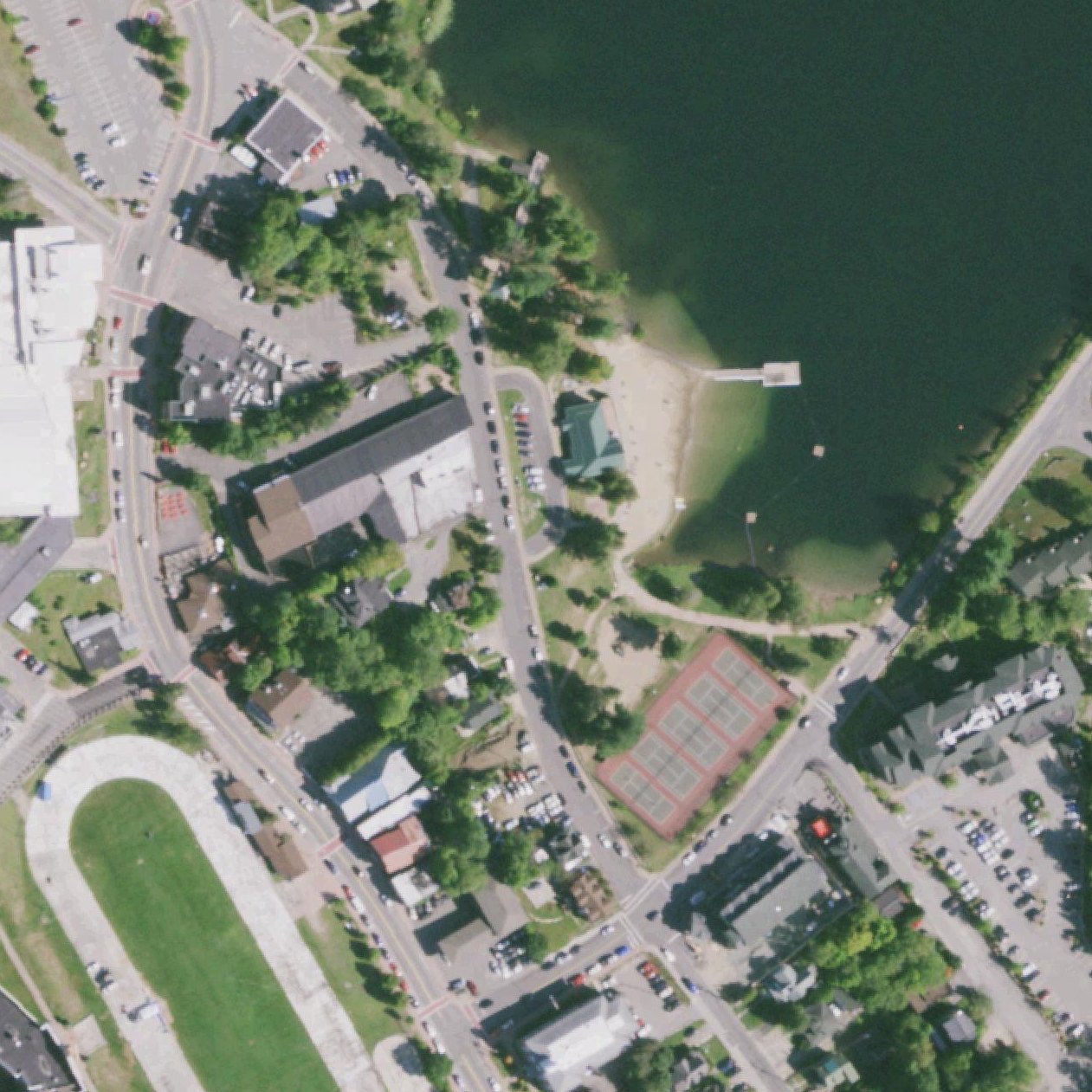 Aerial map of Mirror Lake Public Beach