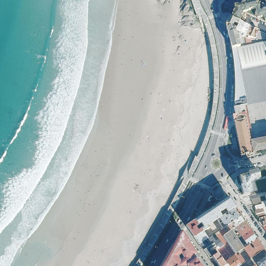 Aerial map of Orzán Beach