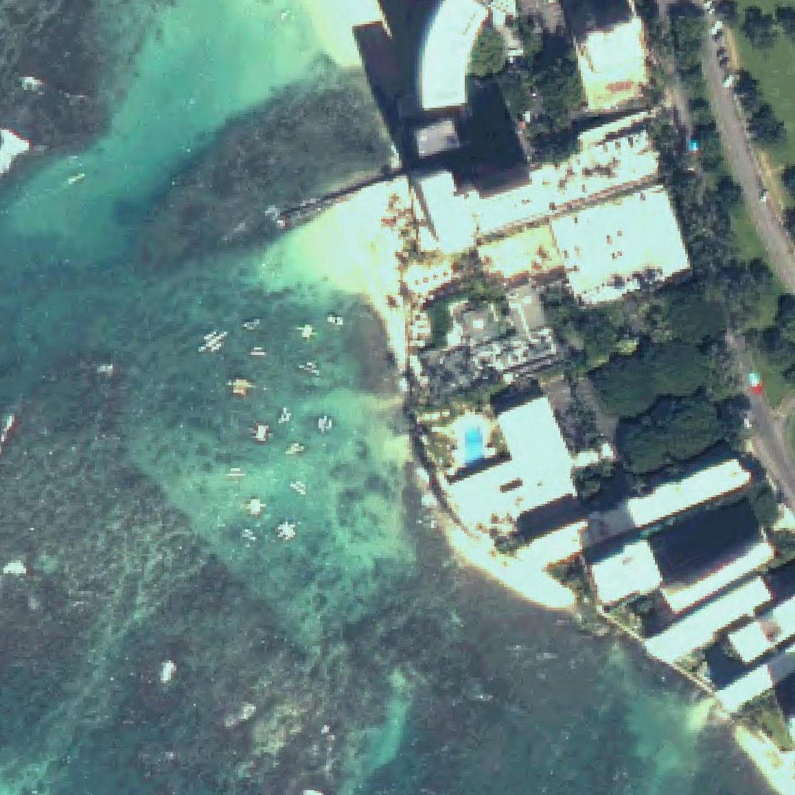 Aerial map of Outrigger Canoe Club Beach