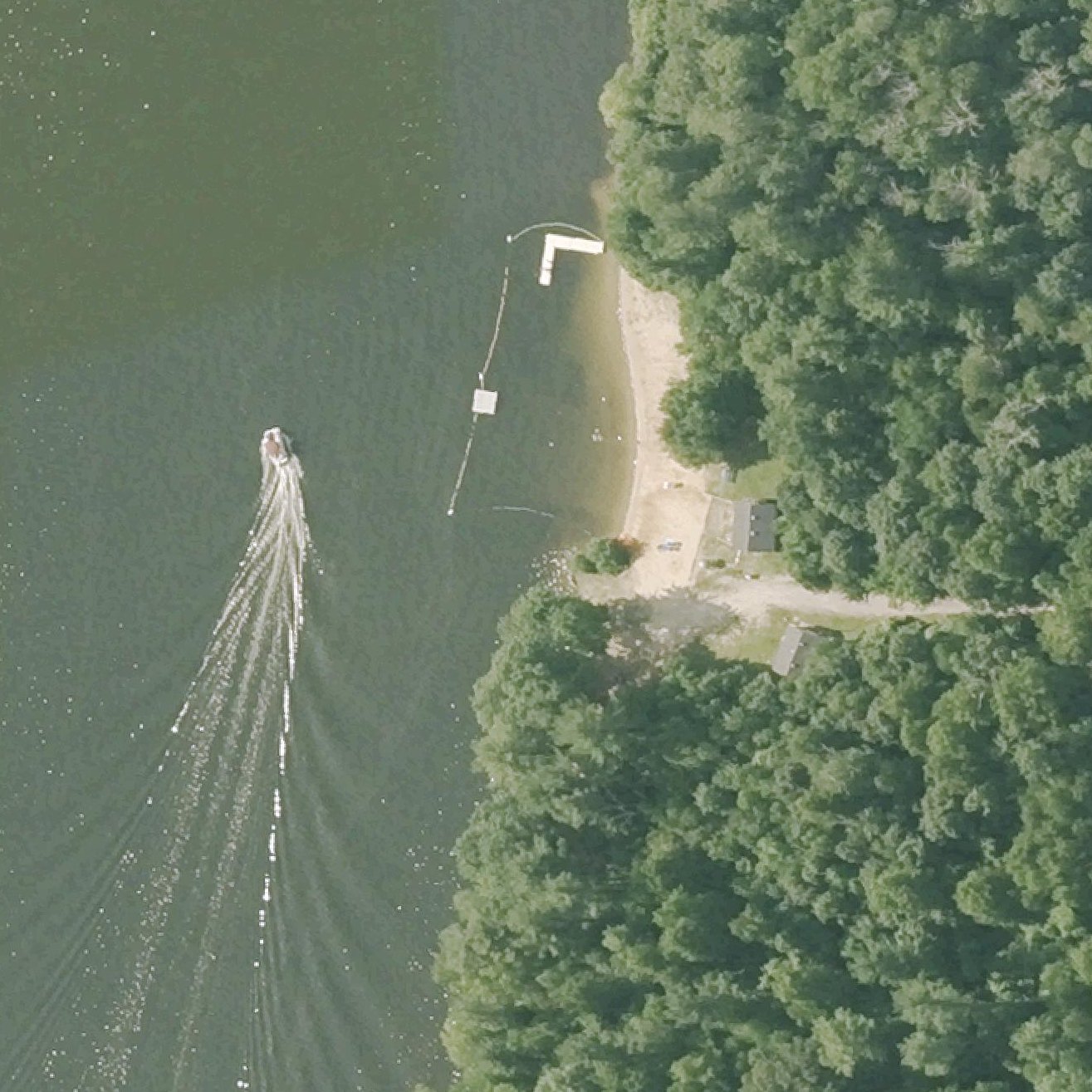 Aerial map of Pelham Town Beach