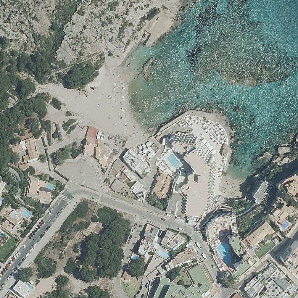 Aerial map of Platja de Cala Barques