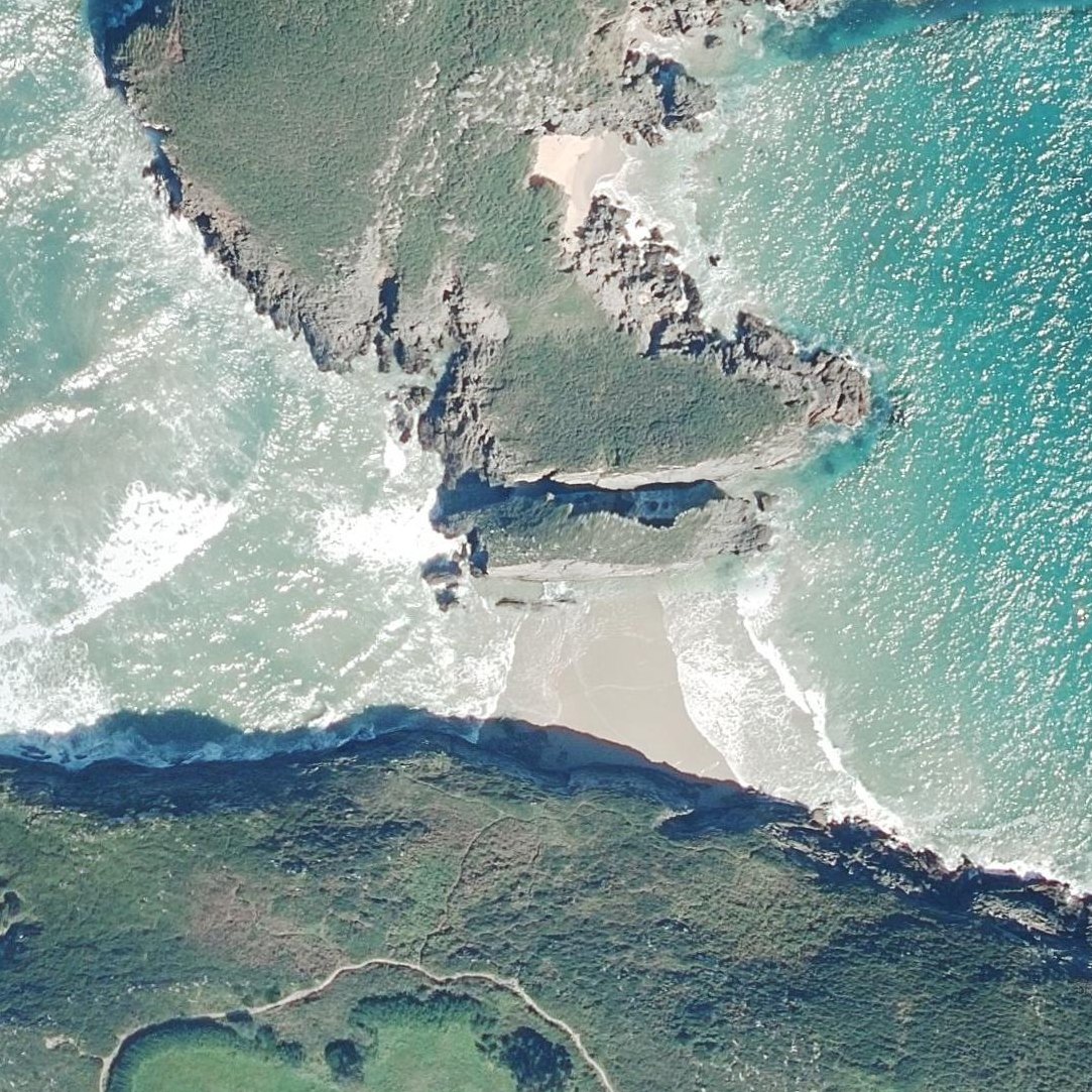 Aerial map of Playa de Almenada
