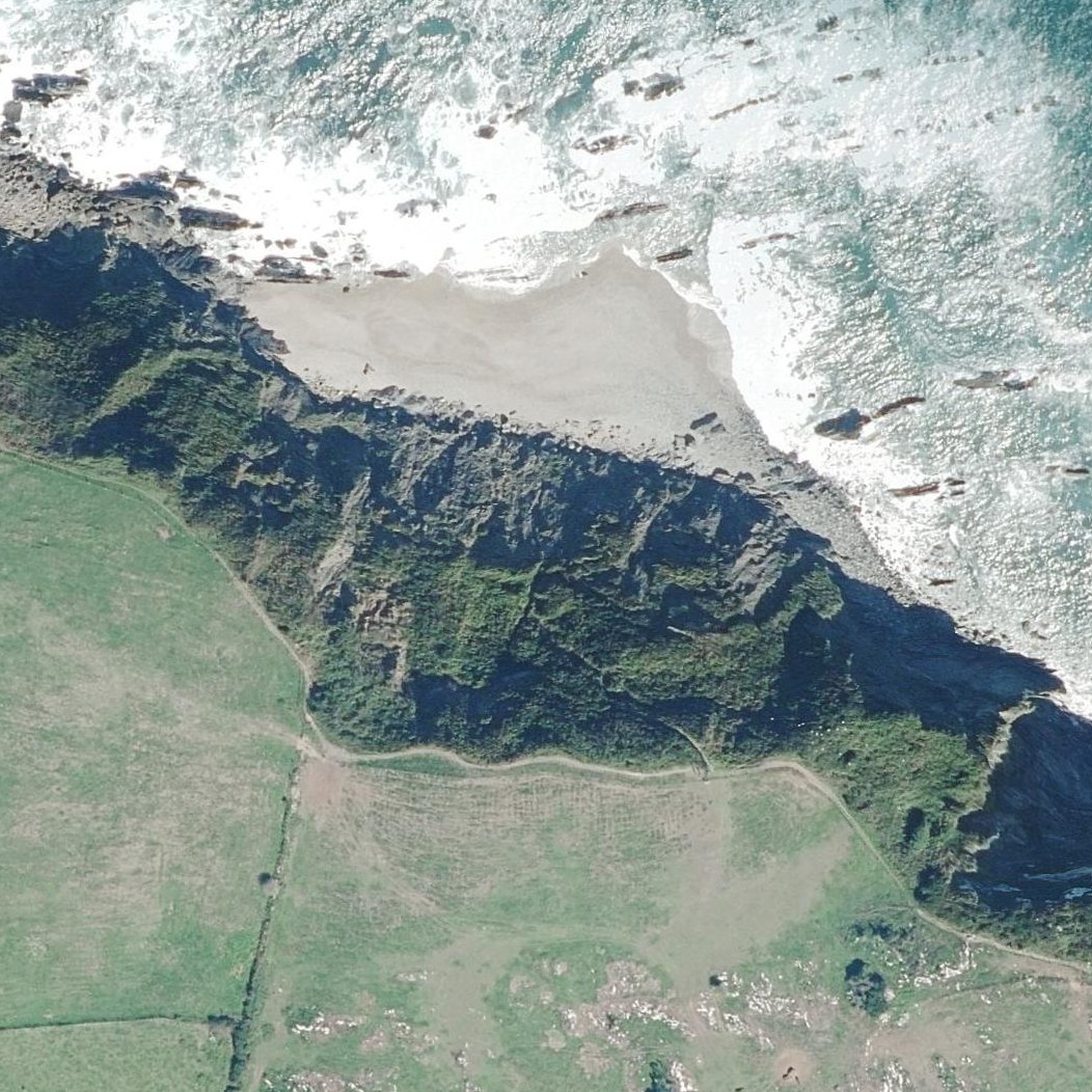 Aerial map of Playa de Arra
