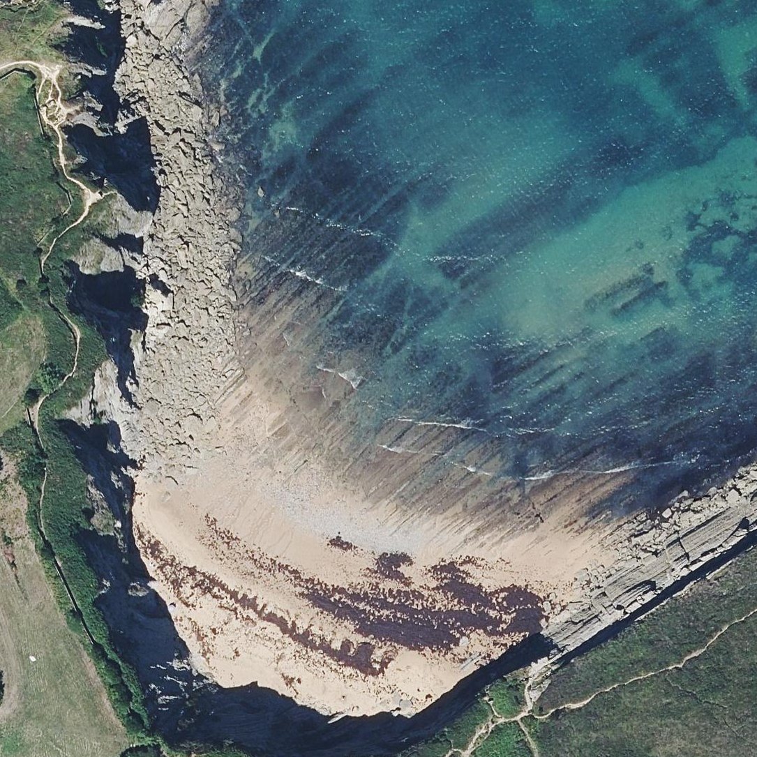 Aerial map of Playa de Covachos