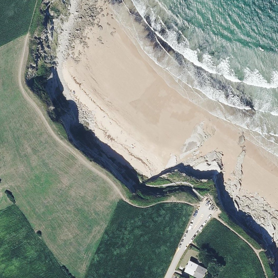Aerial map of Playa de Langre Pequeña