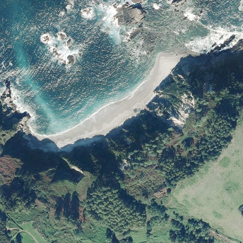 Aerial map of Playa de Pumarín