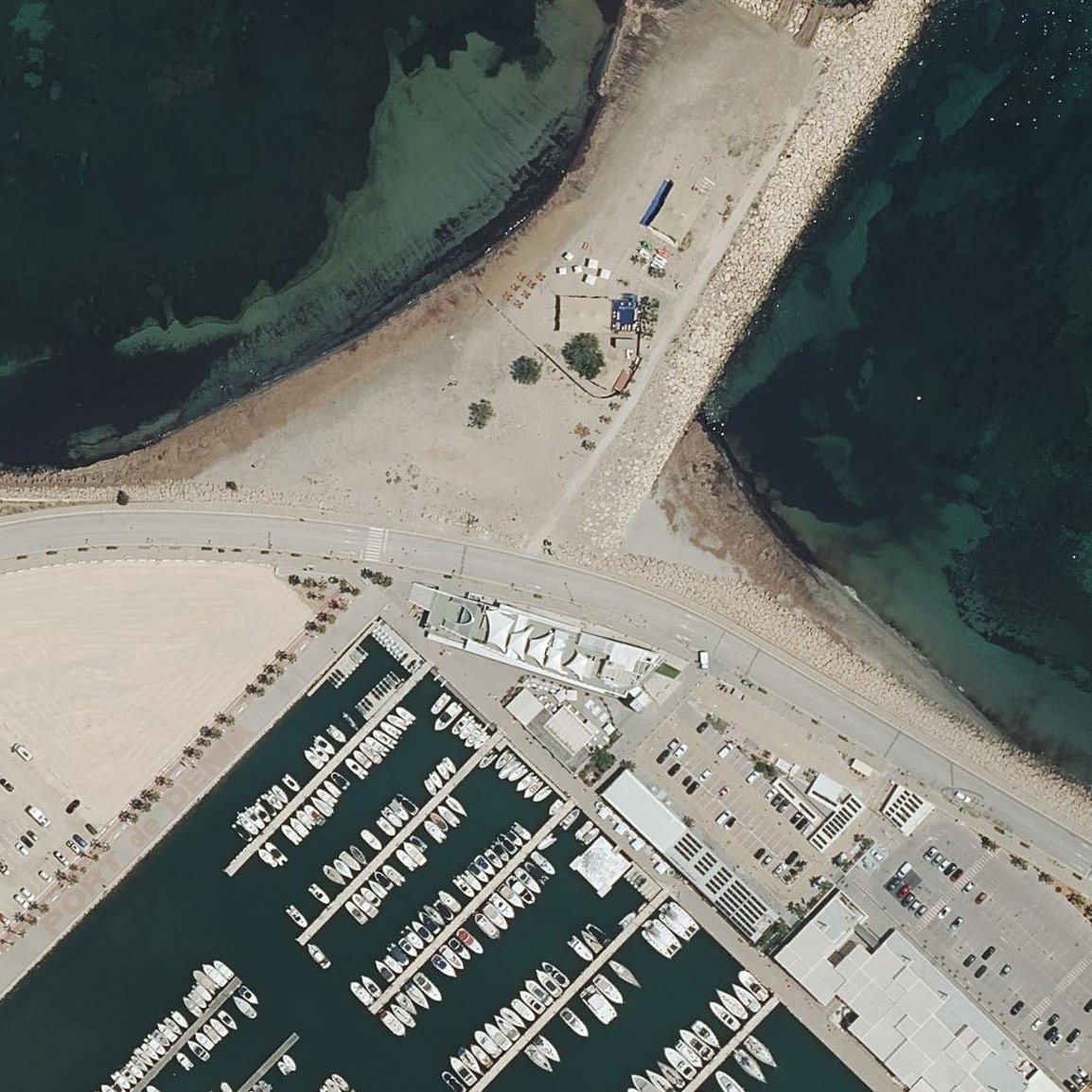 Aerial map of Playa Escollera Norte en Dénia
