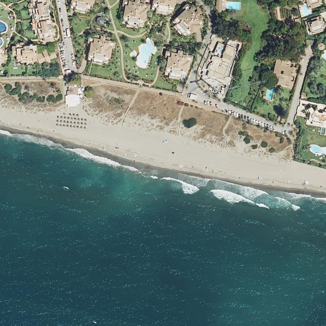 Aerial map of Playa los Monteros