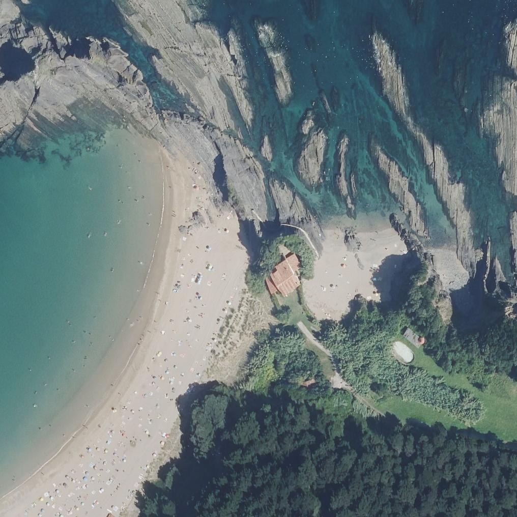 Aerial map of Playa Nudista Ondarroa