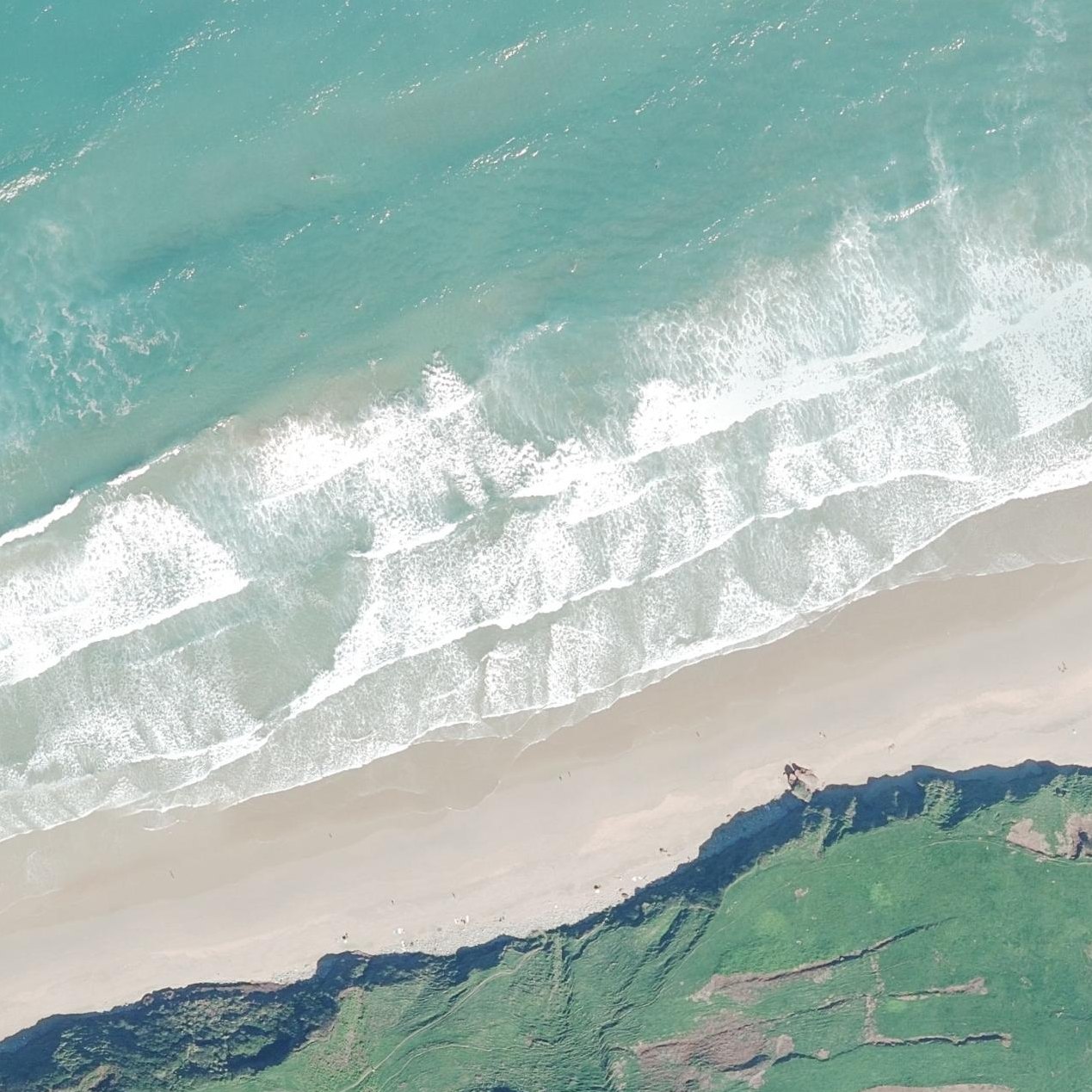 Aerial map of Playas de Berbes, Vega y La Sierra