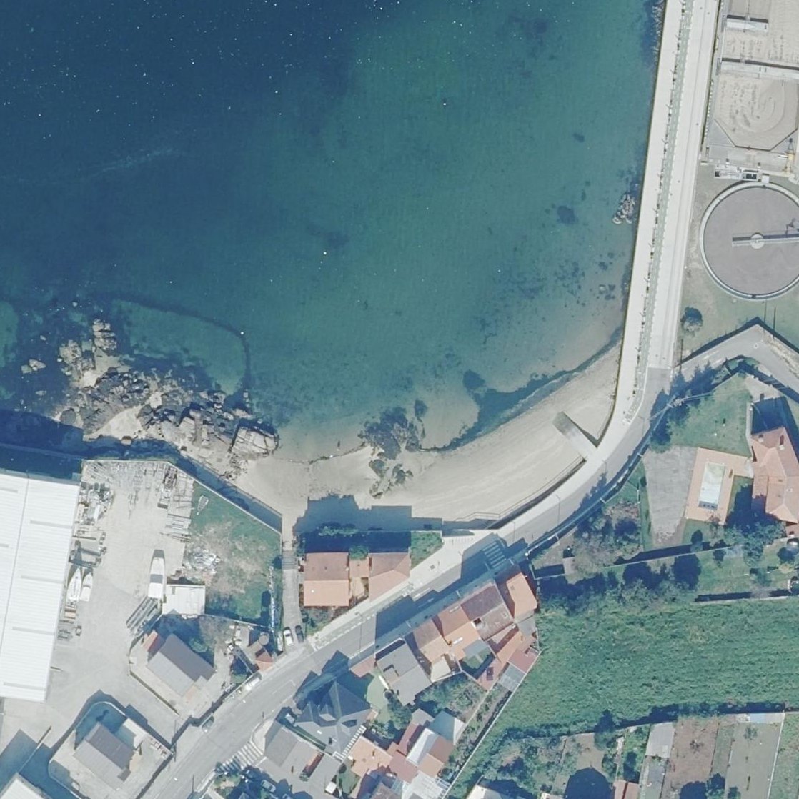 Aerial map of Praia Canelas
