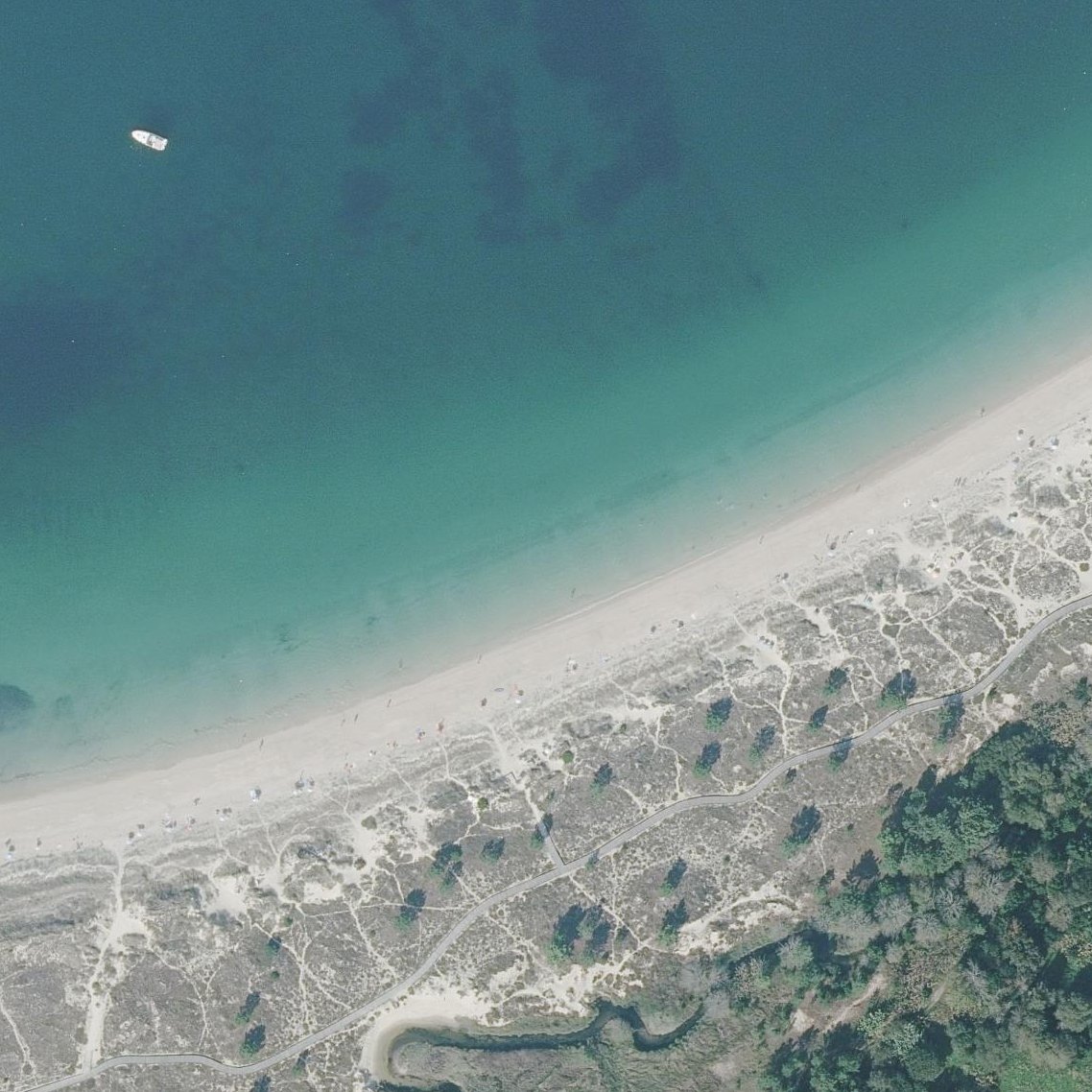 Aerial map of Praia da Aguieira