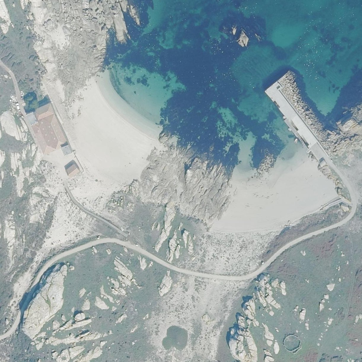 Aerial map of Praia da Galera ou do Almacén