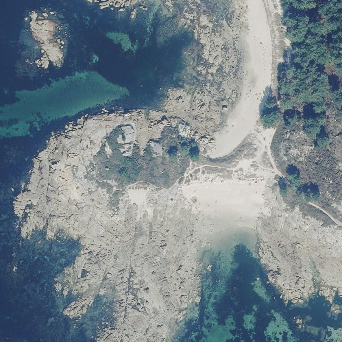 Aerial map of Praia das Agullas