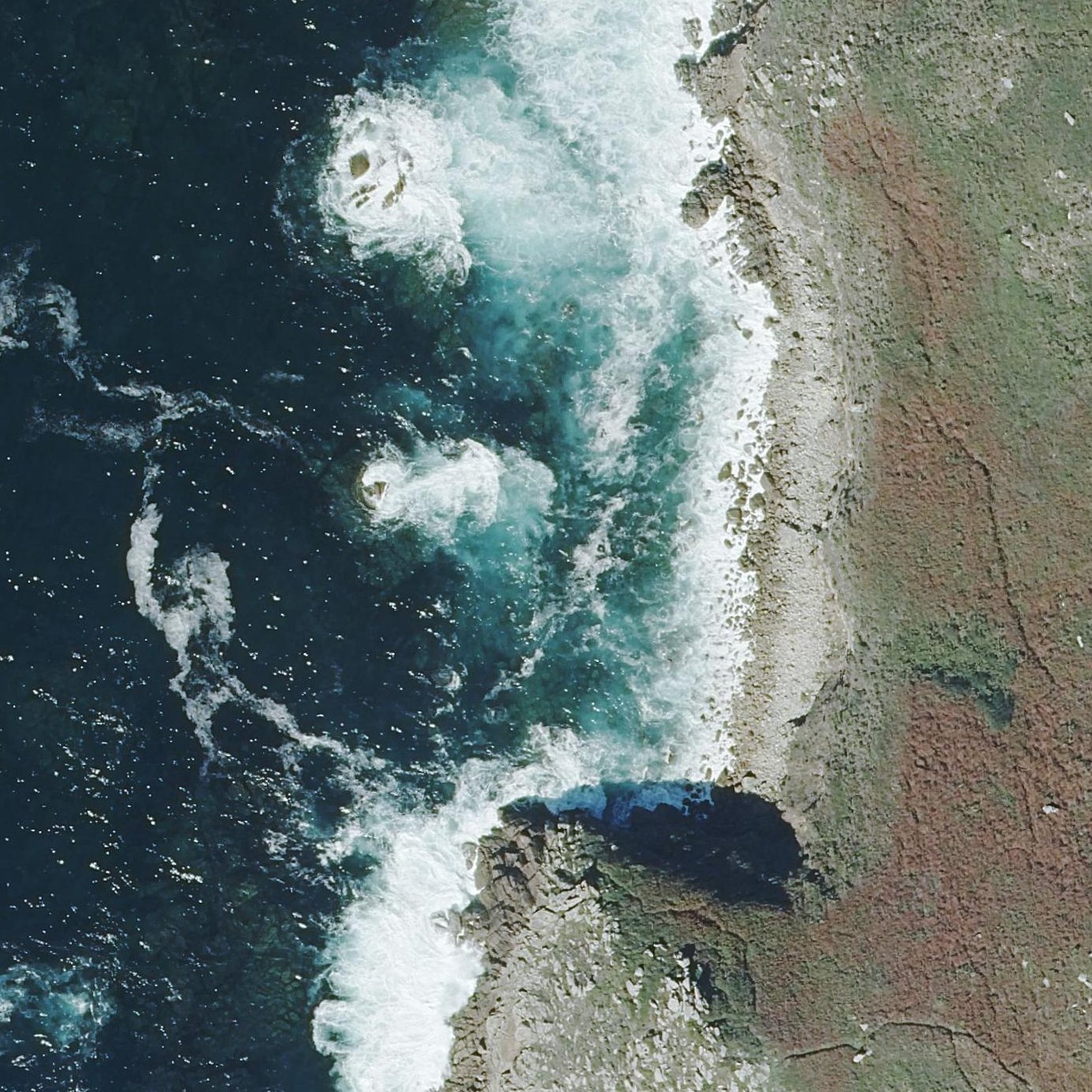 Aerial map of Praia das Colchas