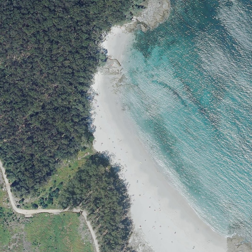Aerial map of Praia das Figueiras
