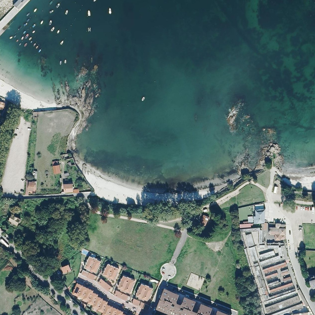 Aerial map of Praia de Alcabre