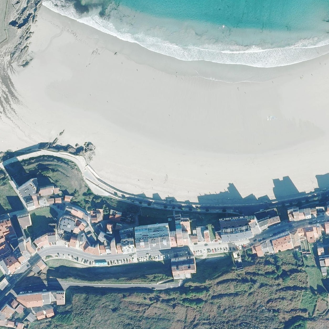 Aerial map of Praia de Area Maior