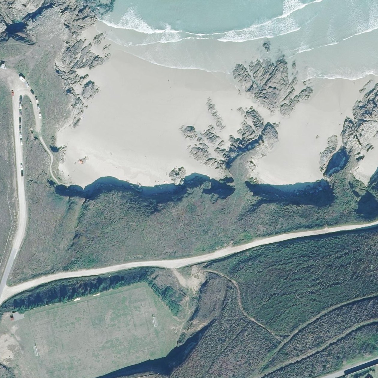 Aerial map of Praia de Arnela