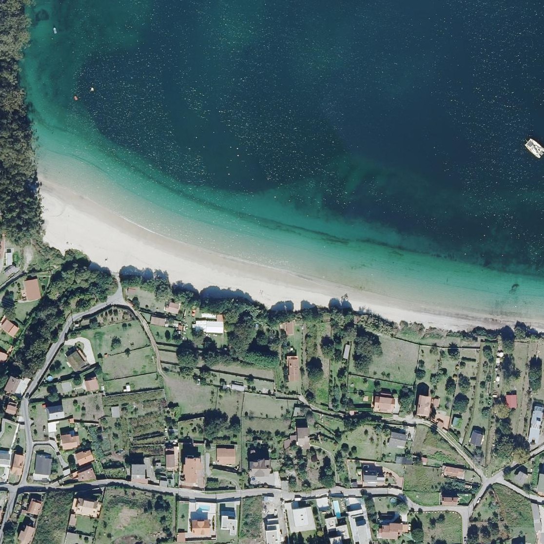 Aerial map of Praia de Arnelas
