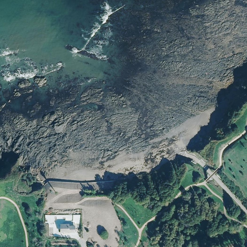 Aerial map of Praia de Bastiagueiro Pequeno