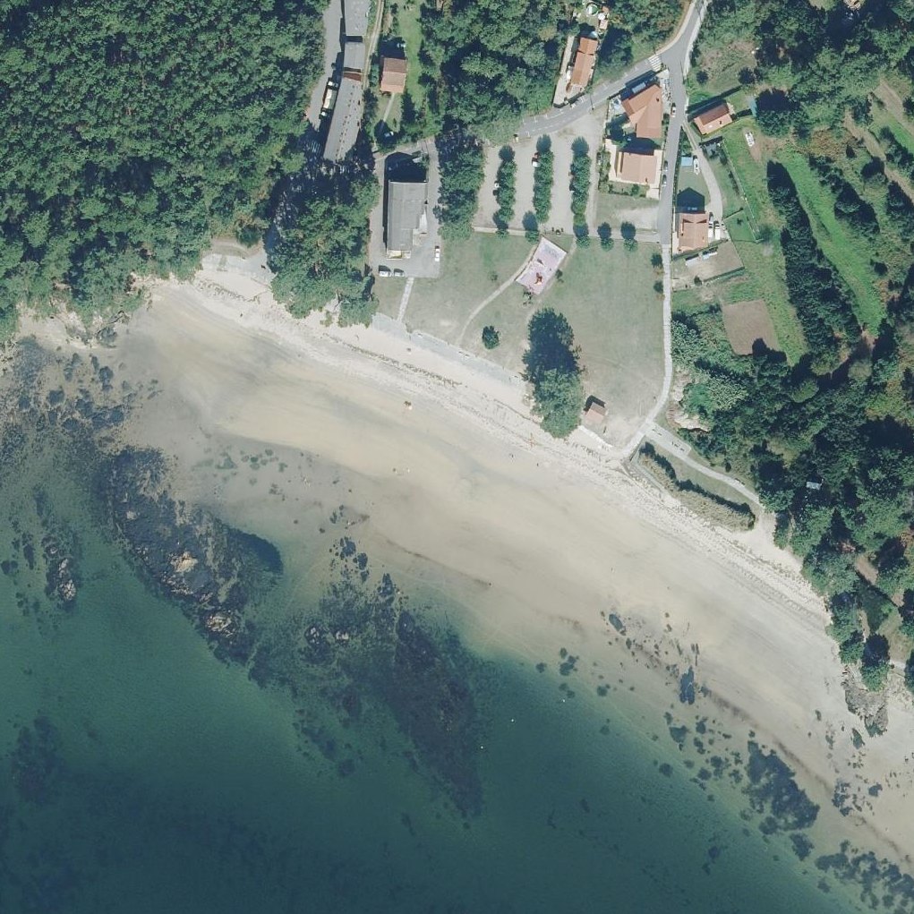 Aerial map of Praia de Broña